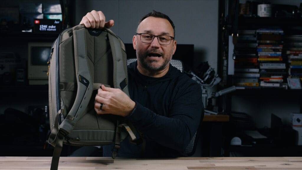 Peak Design 20L Travel Backpack Luggage Passthrough