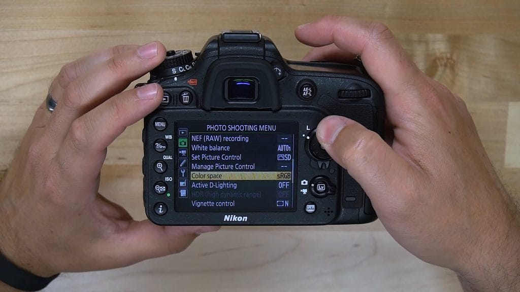 Setting RAW + JPEG shooting on Nikon D7200